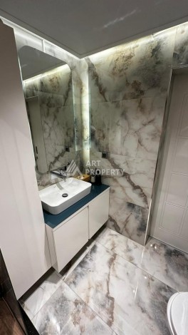 Просторная квартира 2+1 с капитальным ремонтом в центре Аланьи - Ракурс 17