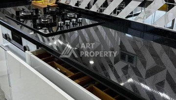 Просторная квартира 2+1 с капитальным ремонтом в центре Аланьи - Ракурс 19