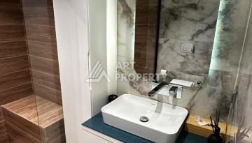 Просторная квартира 2+1 с капитальным ремонтом в центре Аланьи - Ракурс 25