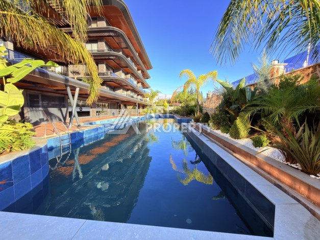 Квартира 2+1 в престижной резиденции, 70 кв.м. Хасбахче, Алания - Ракурс 1