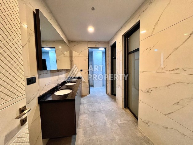 Квартира 2+1 в новом комплексе у моря в районе Махмутлар, улица Барбароса - Ракурс 18