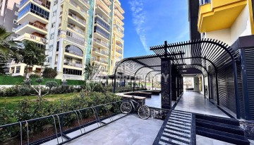 Квартира 2+1 в новом комплексе у моря в районе Махмутлар, улица Барбароса - Ракурс 32