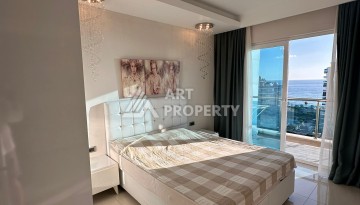 Квартира 1+1 с видом на море в комплексе от элитного застройщика в 200 метрах от побережья - Ракурс 2