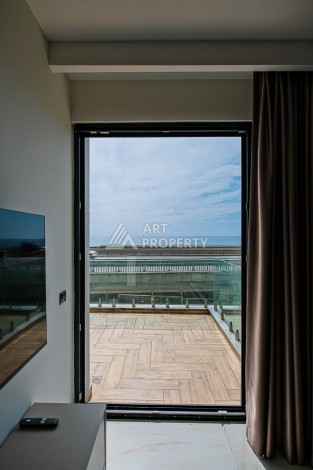 Квартира 1+1 на первой береговой линии с прямым видом на море в Махмутларе - Ракурс 11