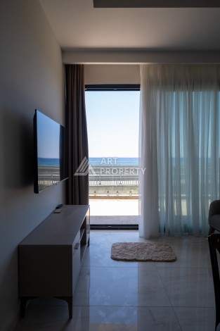 Квартира 1+1 на первой береговой линии с прямым видом на море в Махмутларе - Ракурс 21