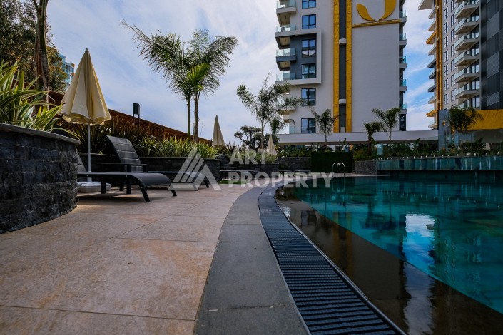 Квартира 1+1 на первой береговой линии с прямым видом на море в Махмутларе - Ракурс 43