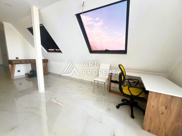 Дуплекс 2+1 в 500 м от пляжа Клеопатры, 120 кв.м. - Ракурс 2