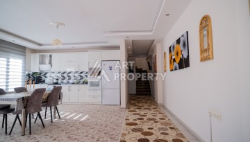 Просторный дуплекс 4+2 в районе Тосмур, 260 кв.м. - Ракурс 2