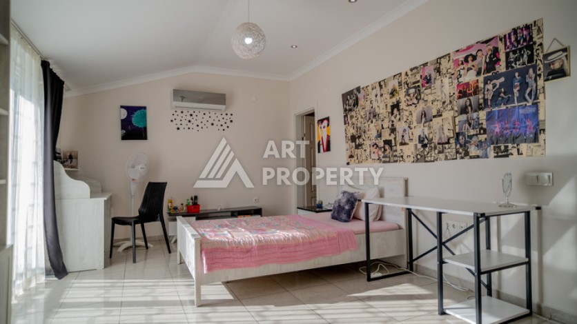 Просторный дуплекс 4+2 в районе Тосмур, 260 кв.м. - Ракурс 17