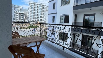 Недорогая квартира 1+1 в Махмутларе, 52 м², 600 м до моря - Ракурс 10