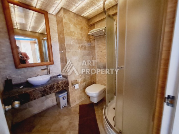 Квартира 1+1 с капитальным ремонтом в районе Клеопатры, 50 м², подходит под ВНЖ - Ракурс 4