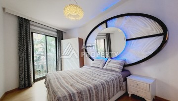 Квартира 1+1 с капитальным ремонтом в районе Клеопатры, 50 м², подходит под ВНЖ - Ракурс 6