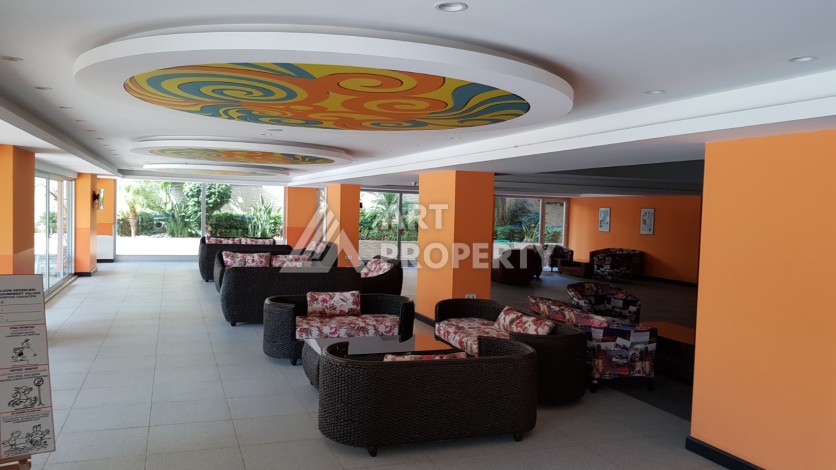 Квартира 1+1 с капитальным ремонтом в районе Клеопатры, 50 м², подходит под ВНЖ - Ракурс 24