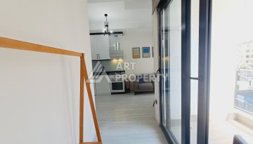 Квартира 1+1 в Алании, 50 м², 700 м до моря, подходит под ВНЖ - Ракурс 6