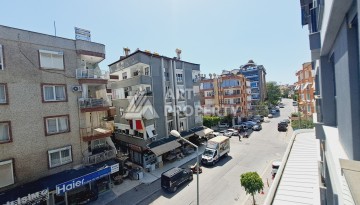 Квартира 1+1 в Алании, 50 м², 700 м до моря, подходит под ВНЖ - Ракурс 12