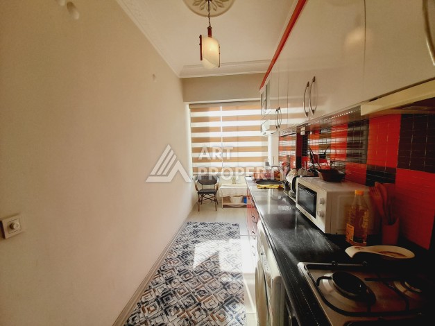 Недорогая квартира 2+1 в центре Алании, 100 м до моря, подходит под ВНЖ - Ракурс 8