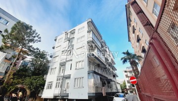 Недорогая квартира 2+1 в центре Алании, 100 м до моря, подходит под ВНЖ - Ракурс 21