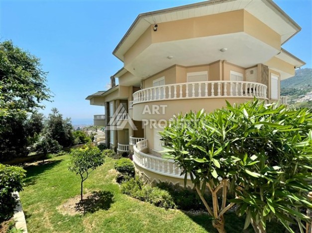 Квартира 2+1 в районе Бекташ, 90 м², подходит под ВНЖ Турции - Ракурс 0