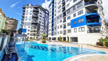 Компактная квартира 2+1 в районе пляжа Клеопатры, 70 м², подходит под ВНЖ - Ракурс 1