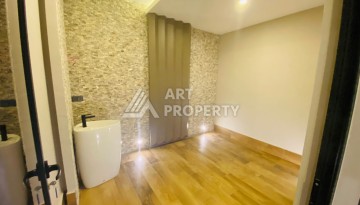 Компактная квартира 2+1 в районе пляжа Клеопатры, 70 м², подходит под ВНЖ - Ракурс 9