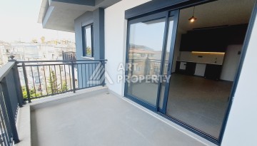 Квартира 1+1 в центре Алании, 250 м до пляжа Кейкубат, подходит под ВНЖ - Ракурс 27