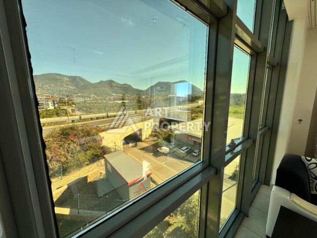 Квартира 1+1 с панорамными окнами в районе Оба, 75 м², подходит под ВНЖ - Ракурс 9