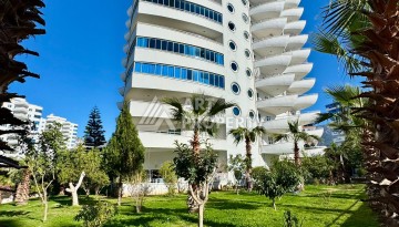 Квартира 2+1 с видом на море в популярном комплексе в Махмутларе, 110 м² - Ракурс 32