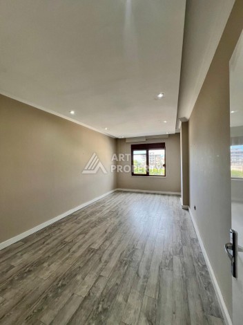 Квартира 4+1 на первой береговой линии в Кестеле, 225 м², подходит под гражданство - Ракурс 1