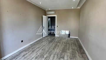 Квартира 4+1 на первой береговой линии в Кестеле, 225 м², подходит под гражданство - Ракурс 3