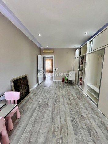 Квартира 4+1 на первой береговой линии в Кестеле, 225 м², подходит под гражданство - Ракурс 12