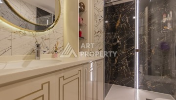 Квартира 1+1 на первой береговой линии в Махмутларе, 55 м², высокий арендный потенциал - Ракурс 9