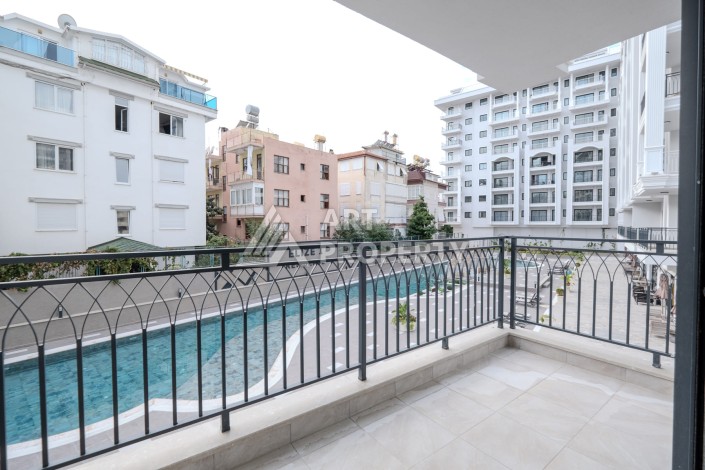 Апартаменты 2+1 в элитном комплексе в районе Клеопатры, 850 м до моря - Ракурс 0