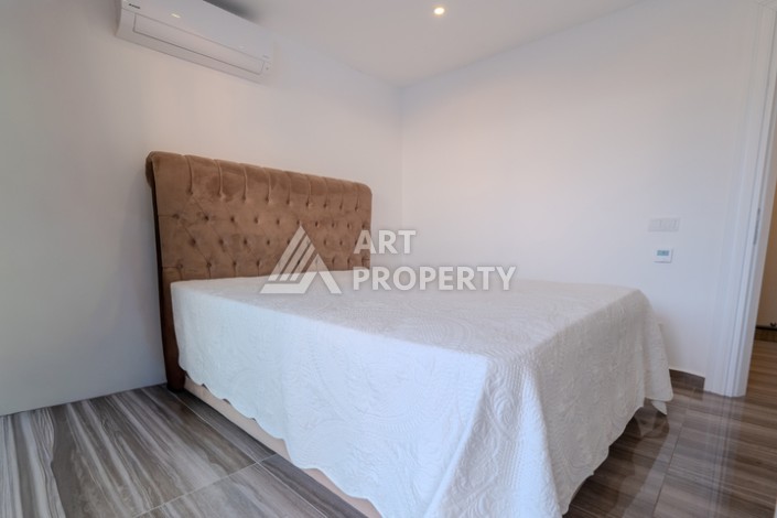 Элитный пентхаус 3+1 с панорамным видом на море и город в районе пляжа Клеопатры - Ракурс 4