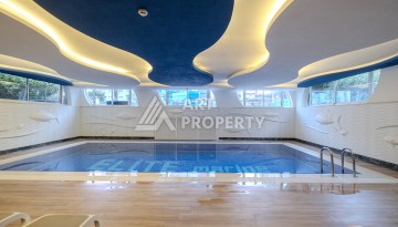 Элитный пентхаус 3+1 с панорамным видом на море и город в районе пляжа Клеопатры - Ракурс 17