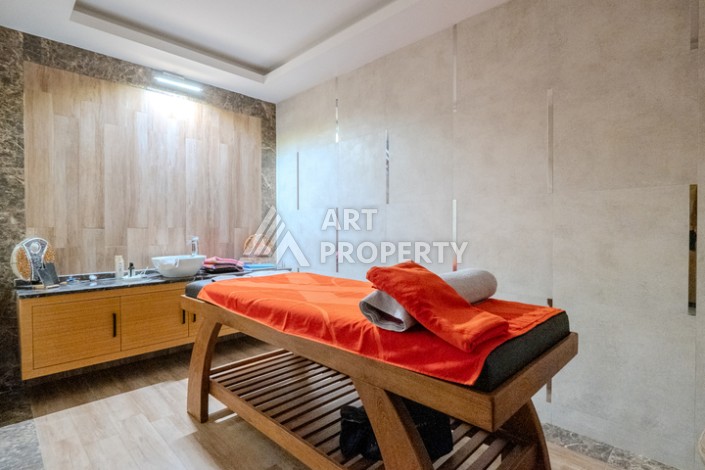 Элитный пентхаус 3+1 с панорамным видом на море и город в районе пляжа Клеопатры - Ракурс 17