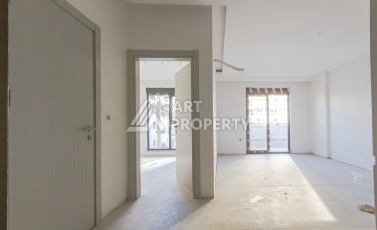 Квартира 1+1 в новом доме 2025 года в Махмутларе, 600 м до моря - Ракурс 1