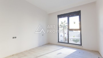 Квартира 1+1 в новом доме 2025 года в Махмутларе, 600 м до моря - Ракурс 5