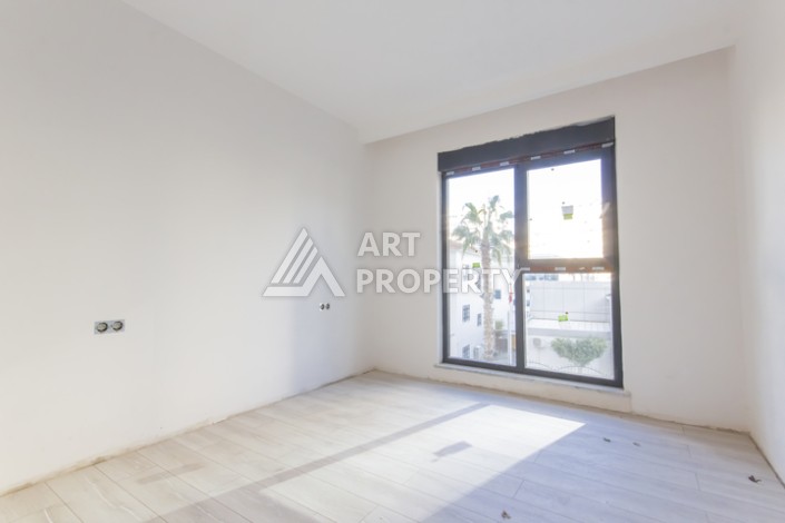 Квартира 1+1 в новом доме 2025 года в Махмутларе, 600 м до моря - Ракурс 4