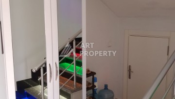 Срочная продажа. Пентхаус 3+1 с видом на море и горы в Махмутларе, 100 м до пляжа - Ракурс 4