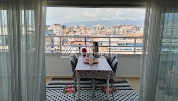 Срочная продажа. Пентхаус 3+1 с видом на море и горы в Махмутларе, 100 м до пляжа - Ракурс 11