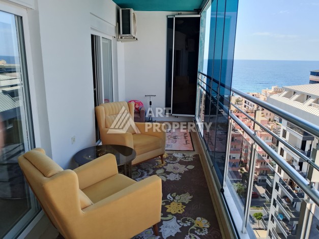 Срочная продажа. Пентхаус 3+1 с видом на море и горы в Махмутларе, 100 м до пляжа - Ракурс 11