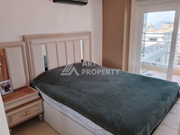 Срочная продажа. Пентхаус 3+1 с видом на море и горы в Махмутларе, 100 м до пляжа - Ракурс 12