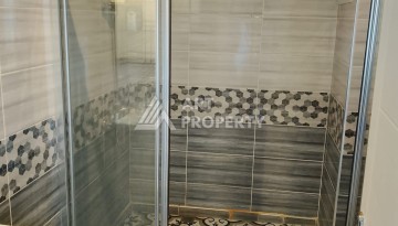 Срочная продажа. Пентхаус 3+1 с видом на море и горы в Махмутларе, 100 м до пляжа - Ракурс 15