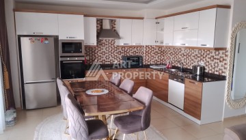 Срочная продажа. Пентхаус 3+1 с видом на море и горы в Махмутларе, 100 м до пляжа - Ракурс 17