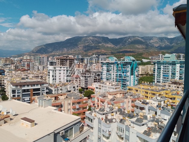 Срочная продажа. Пентхаус 3+1 с видом на море и горы в Махмутларе, 100 м до пляжа - Ракурс 17