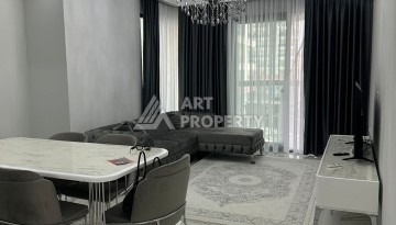 Эксклюзивный пентхаус 3+1 с потолками 3,5  м и панорамным видом на море и горы в Махмутларе - Ракурс 2