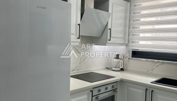 Эксклюзивный пентхаус 3+1 с потолками 3,5  м и панорамным видом на море и горы в Махмутларе - Ракурс 4