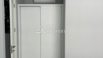 Эксклюзивный пентхаус 3+1 с потолками 3,5  м и панорамным видом на море и горы в Махмутларе - Ракурс 5