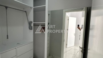 Эксклюзивный пентхаус 3+1 с потолками 3,5  м и панорамным видом на море и горы в Махмутларе - Ракурс 29