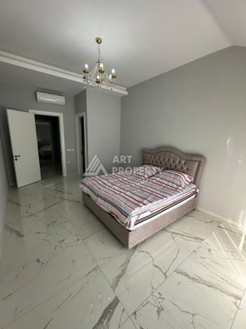 Эксклюзивный пентхаус 3+1 с потолками 3,5  м и панорамным видом на море и горы в Махмутларе - Ракурс 32